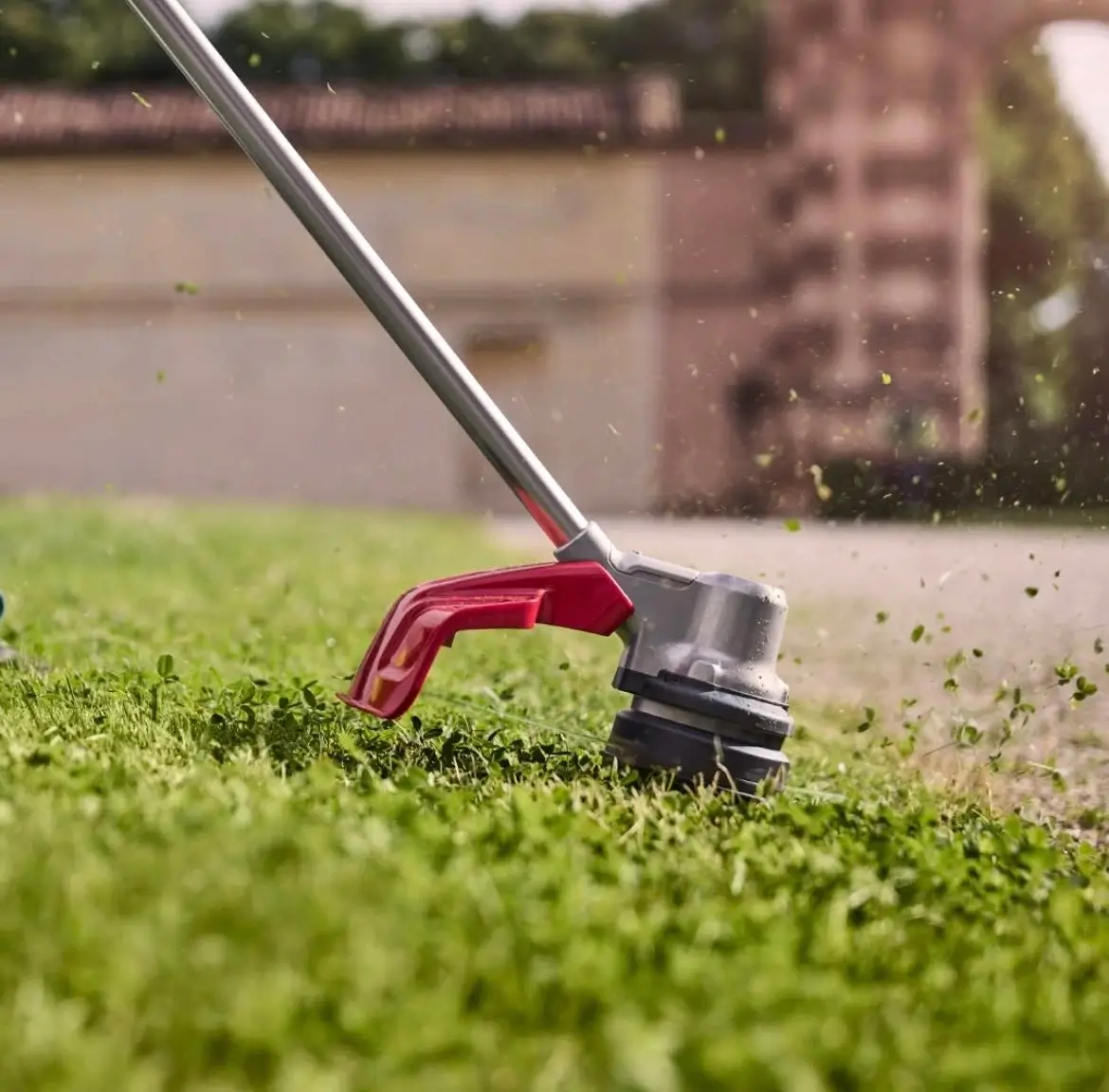 Débroussaillage — matériel Green Cut pour Belley et Bugey